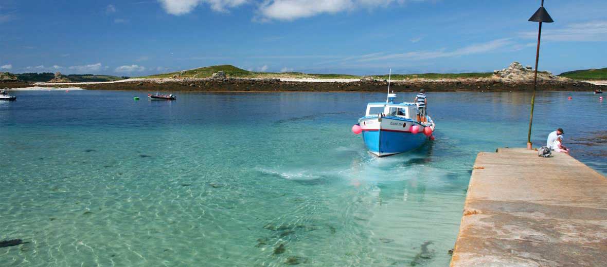 Island hopping around the Isles of Scilly