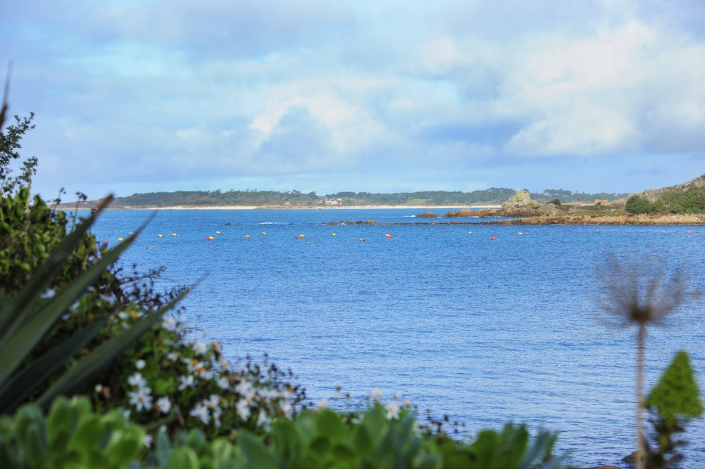 Fly From The Scilly Islands To Land S End Fly From The Scilly Islands To Land S End