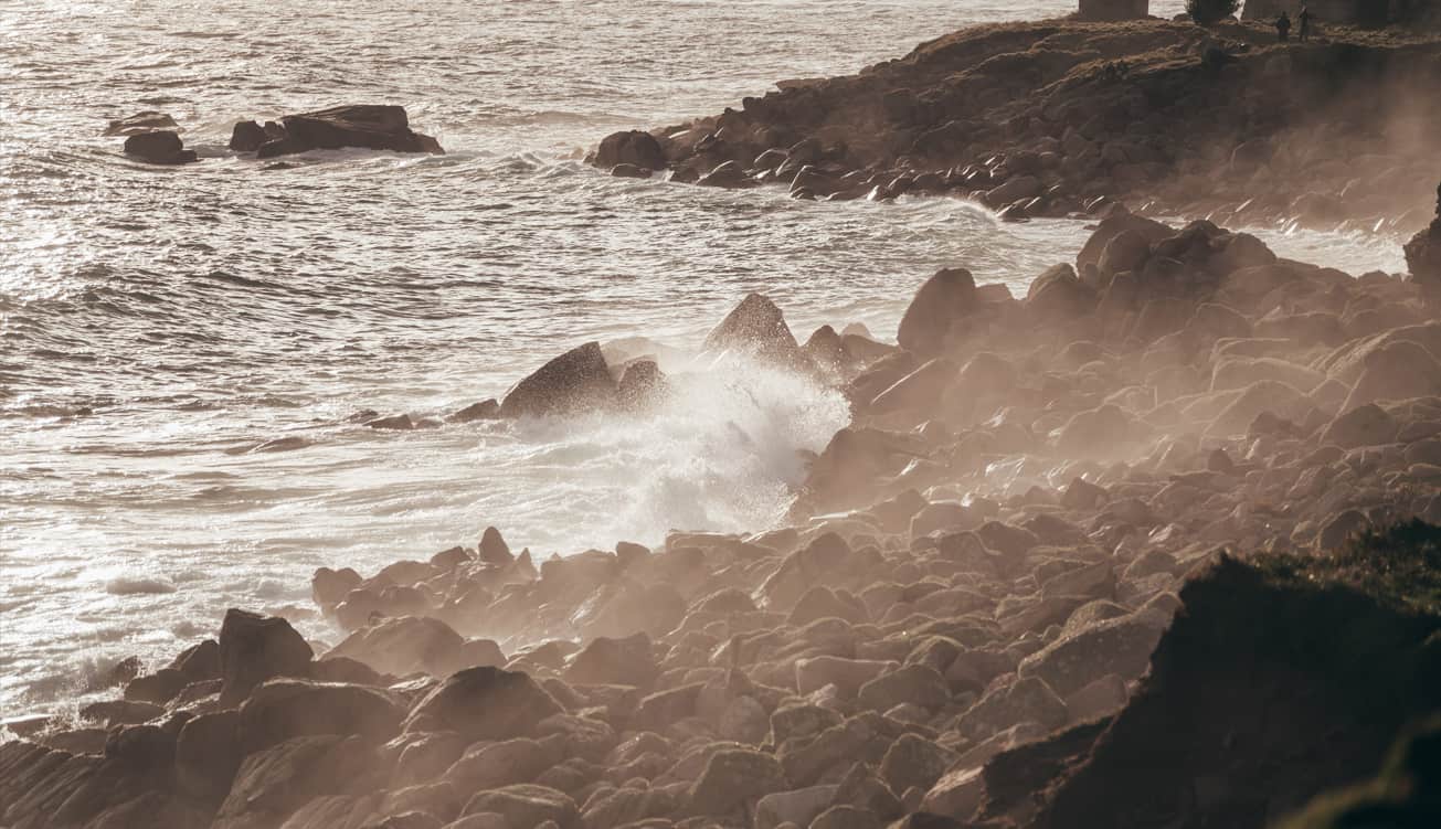Autumn wave watching - St Mary's, Scilly