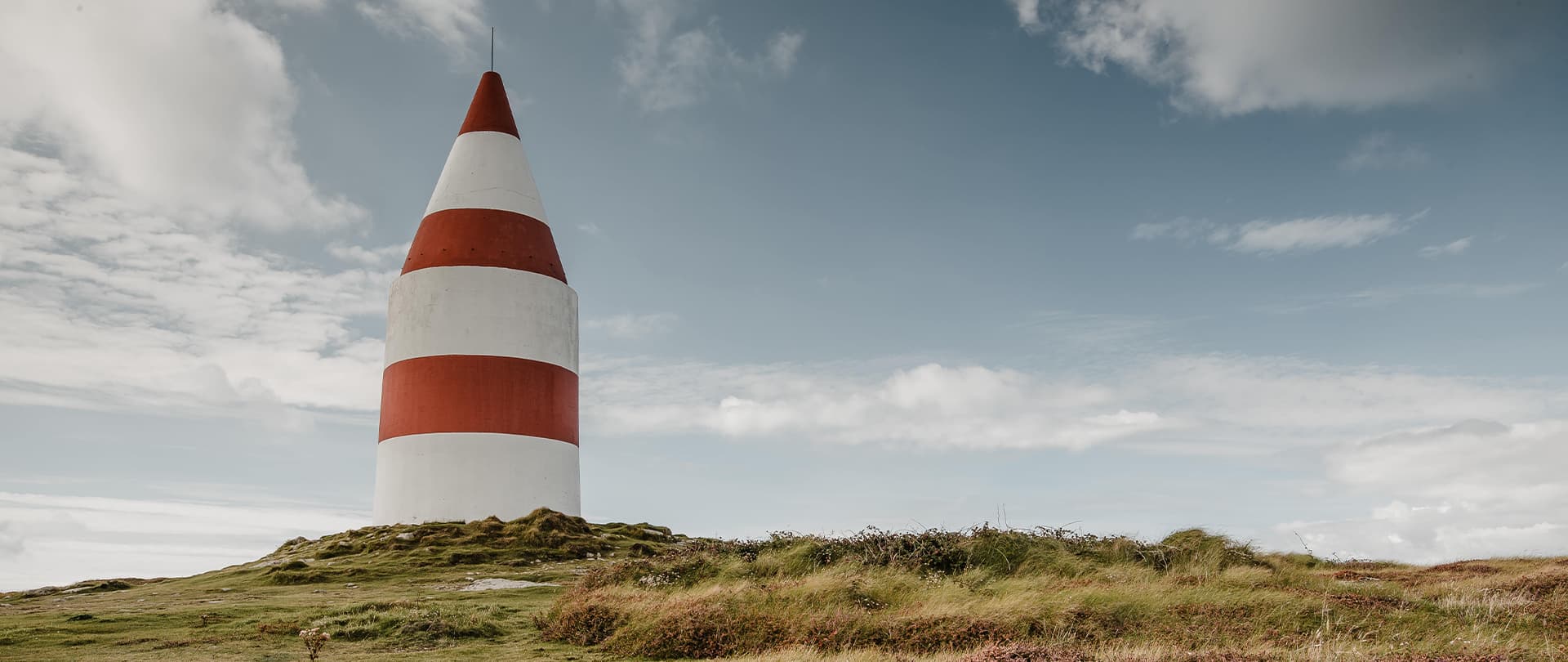 Daymark, St Martin's in autumn - Isles of Scilly