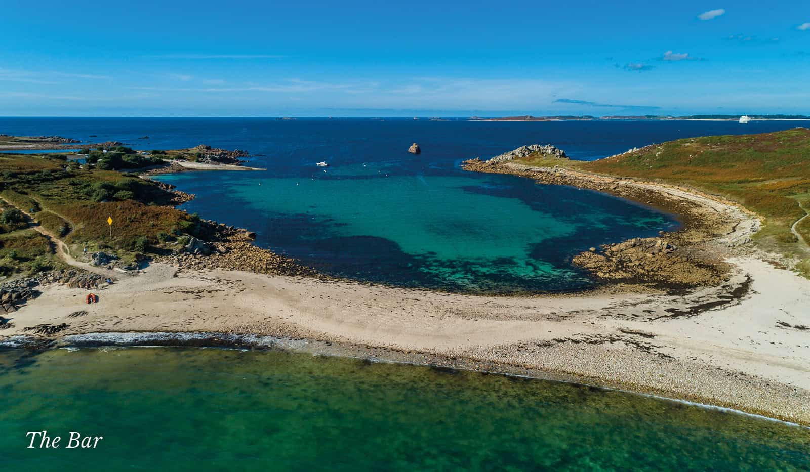 Aerial view of The Bar connecting Gugh to St Agnes at low tide - Isles of Scilly