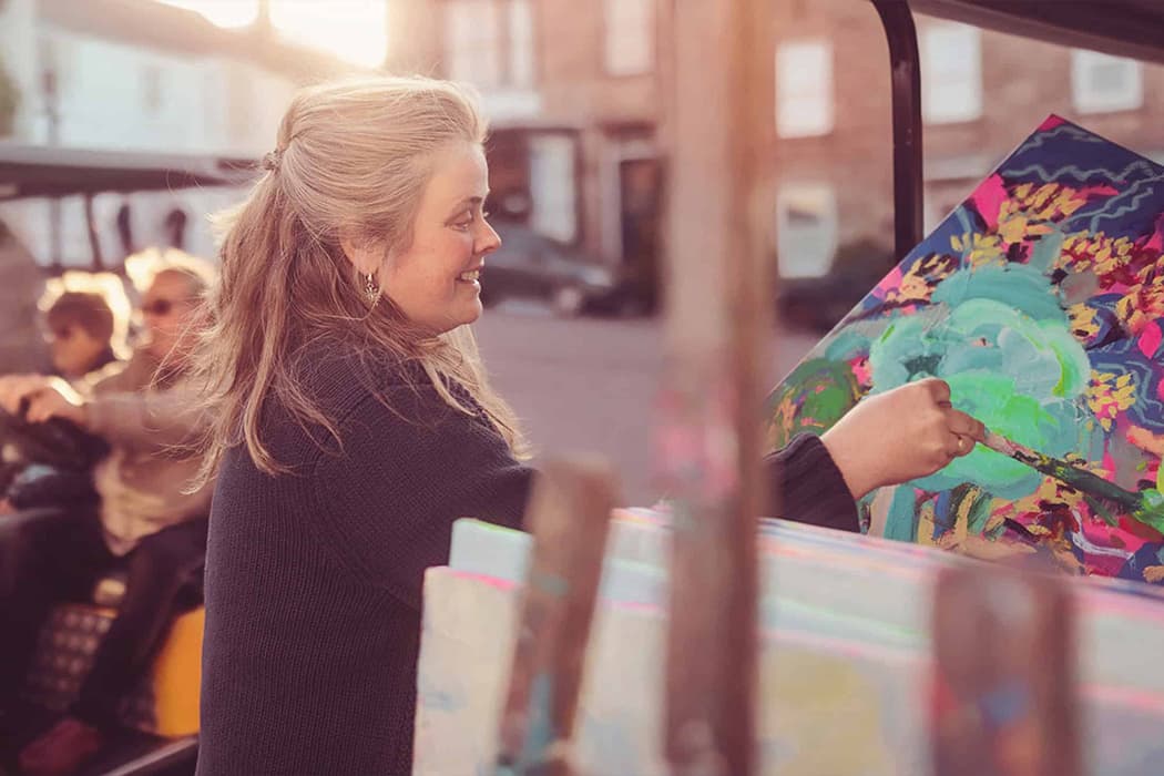 Emily Powell painting on a Scilly Cart