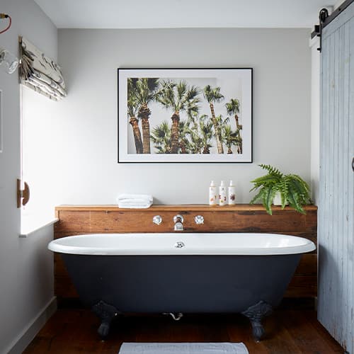 Artist residence bathroom - penzance, cornwall