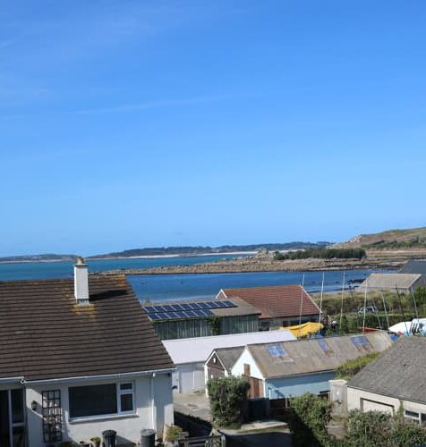 view from the balcony - Leumeah self-catering apartment - St mary's