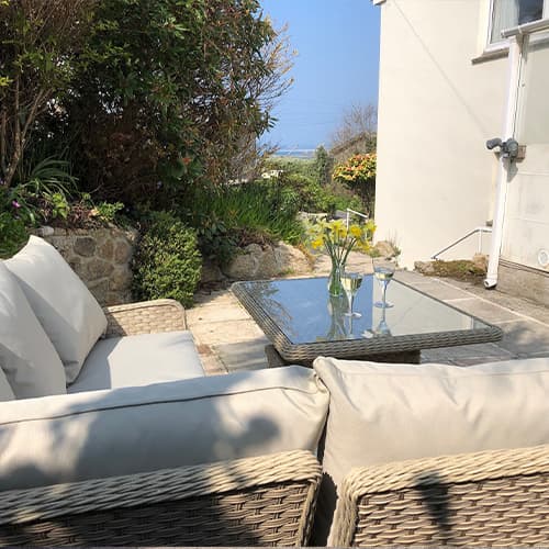 The tides, garden. 2 self-catering apartments, St Mary's, Isles of Scilly